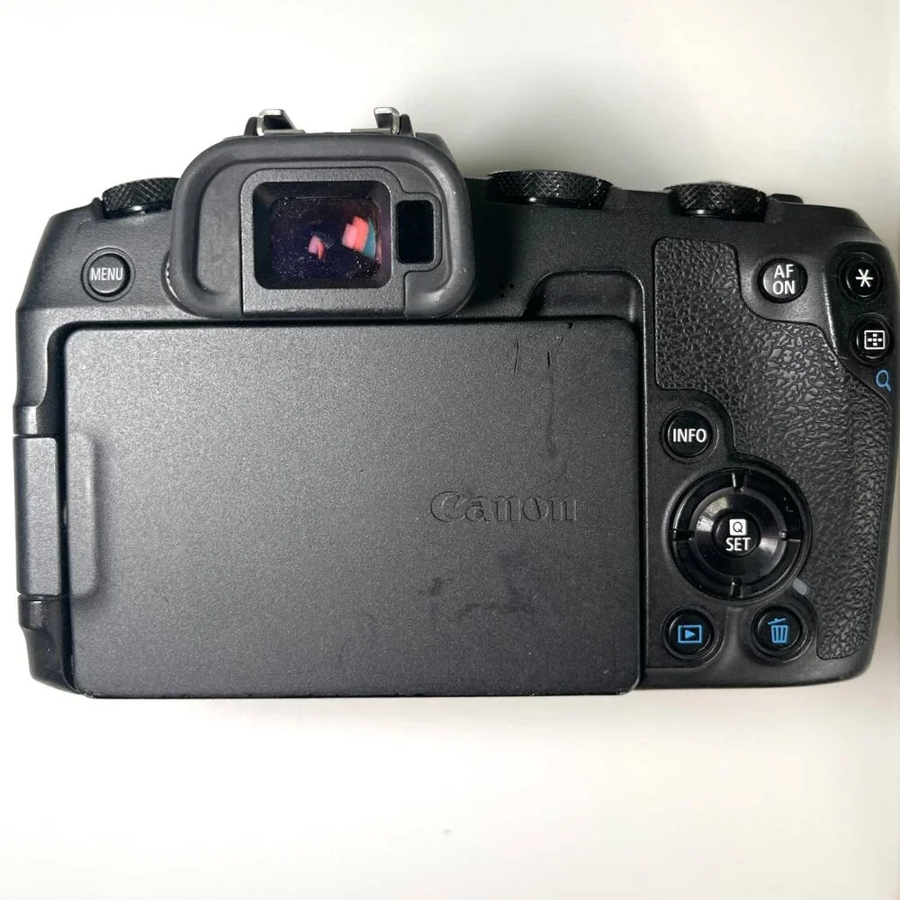 Canon EOS RP 26.2MP Full Frame Mirrorless Digital Camera used bundle